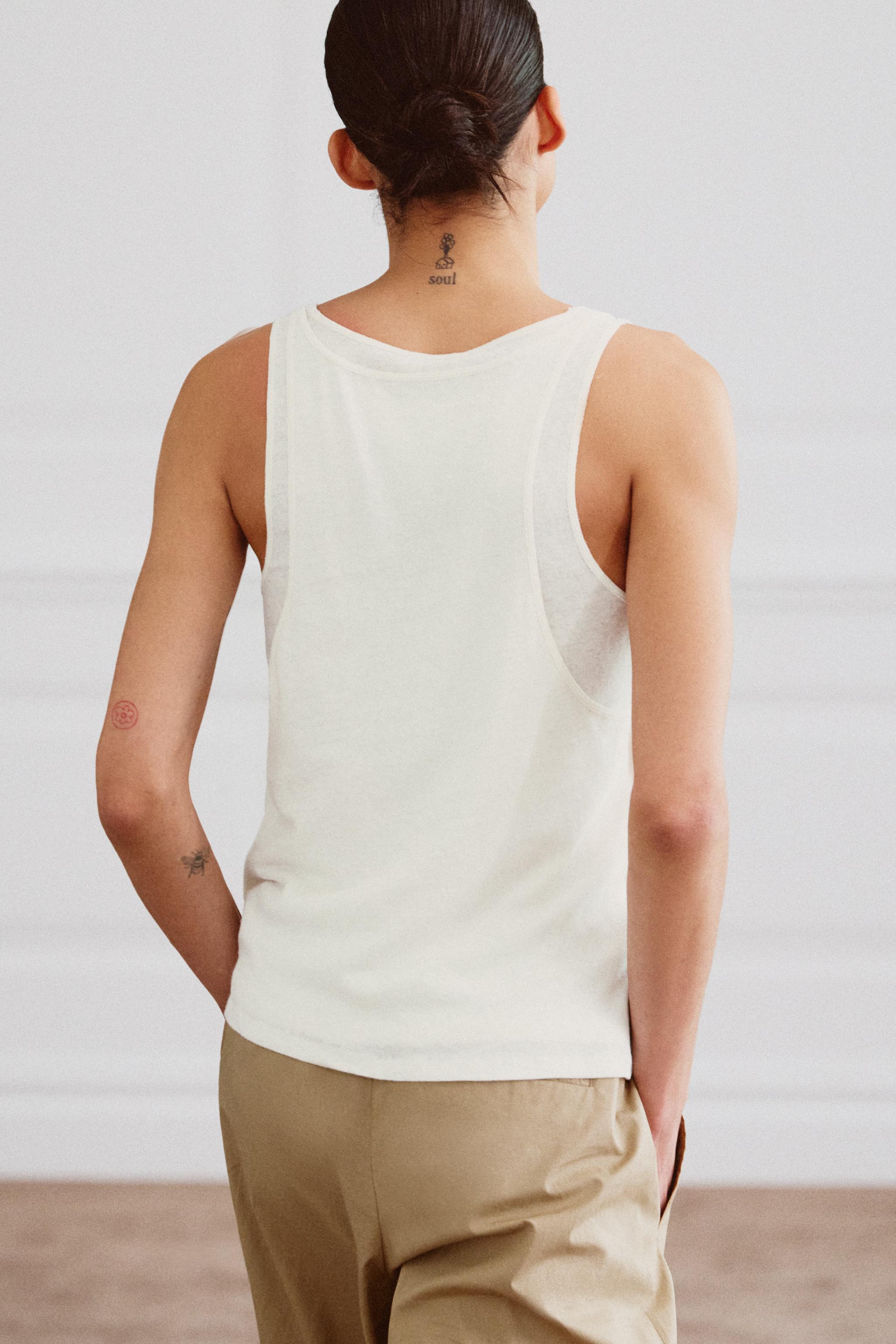 COTTON AND LINEN BLEND TOP